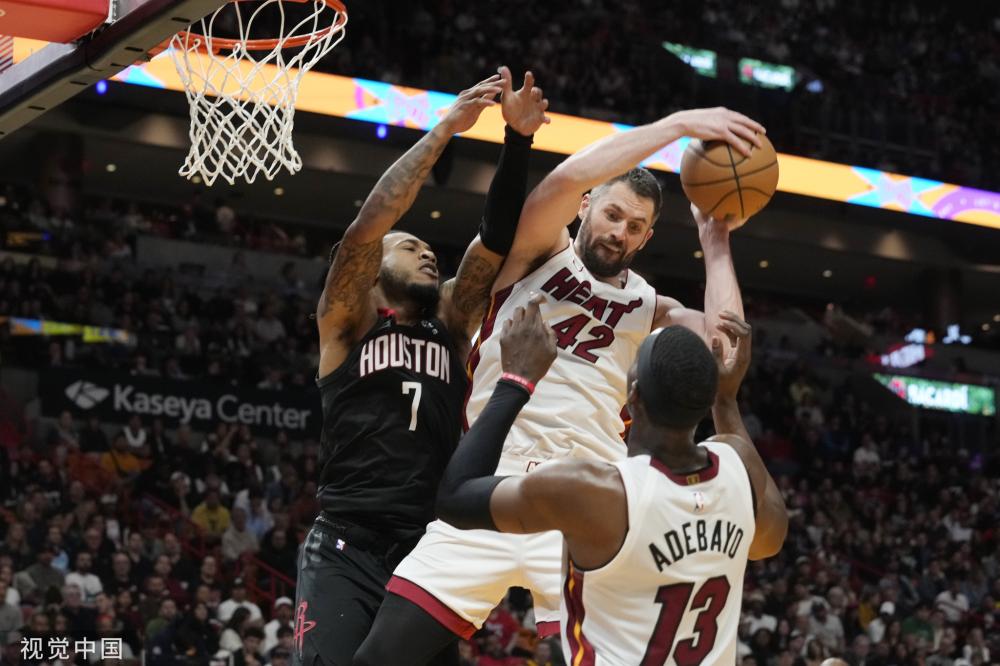 展奠定了坚 展奠定了坚